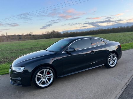 AUDI A5 2.0 TDI Black Edition S Tronic quattro Euro 5 (s/s) 2dr