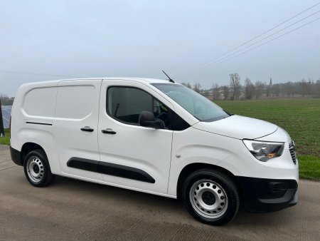 VAUXHALL COMBO 1.5 Turbo D 2300 Edition L2 H1 Euro 6 (s/s) 4dr