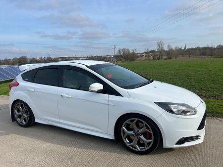 FORD FOCUS 2.0T EcoBoost ST-2 Euro 5 (s/s) 5dr